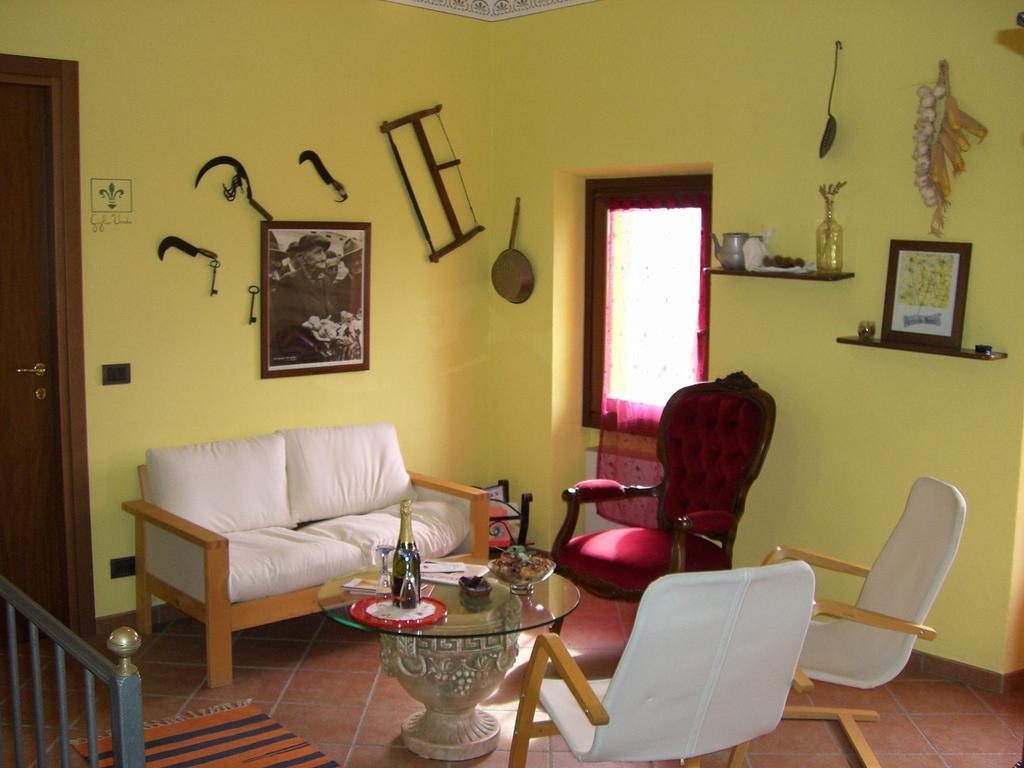 Arco Dei Nobili Bed & Breakfast Monforte dʼAlba Exterior foto